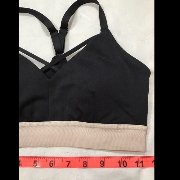 NEW Zella Sneak Peek‎ Sports Bra in Black/Cream [SZ XS ] - Picture 5 of 8